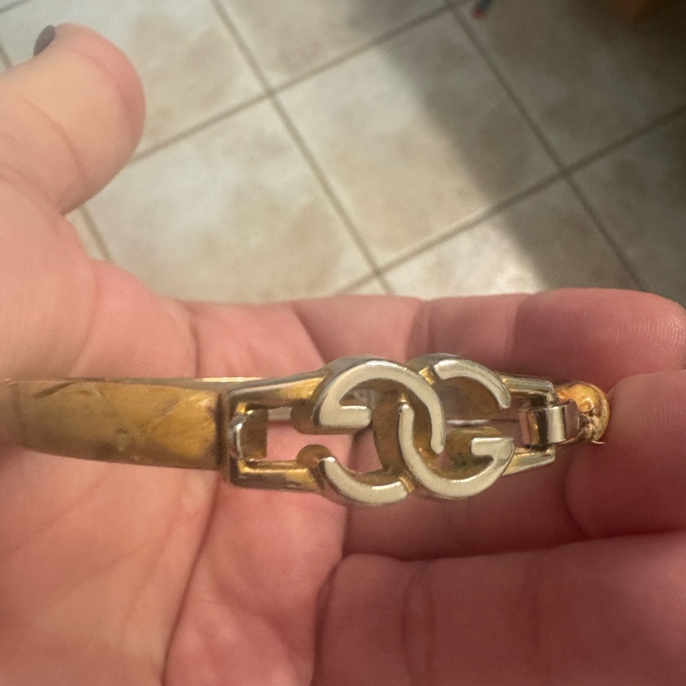 Vintage Gucci Tan and Gold Snakeskin Bracelet - Picture 2 of 6